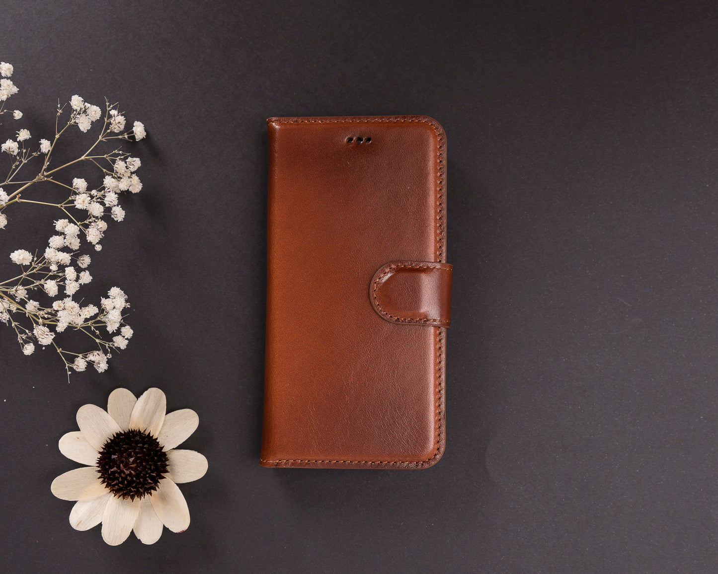 Magic iPhone 16E Leather Detachable Wallet Case