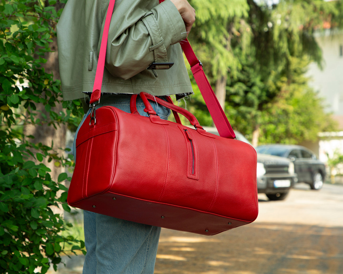 Crestiva Leather Weekend Duffle Bag