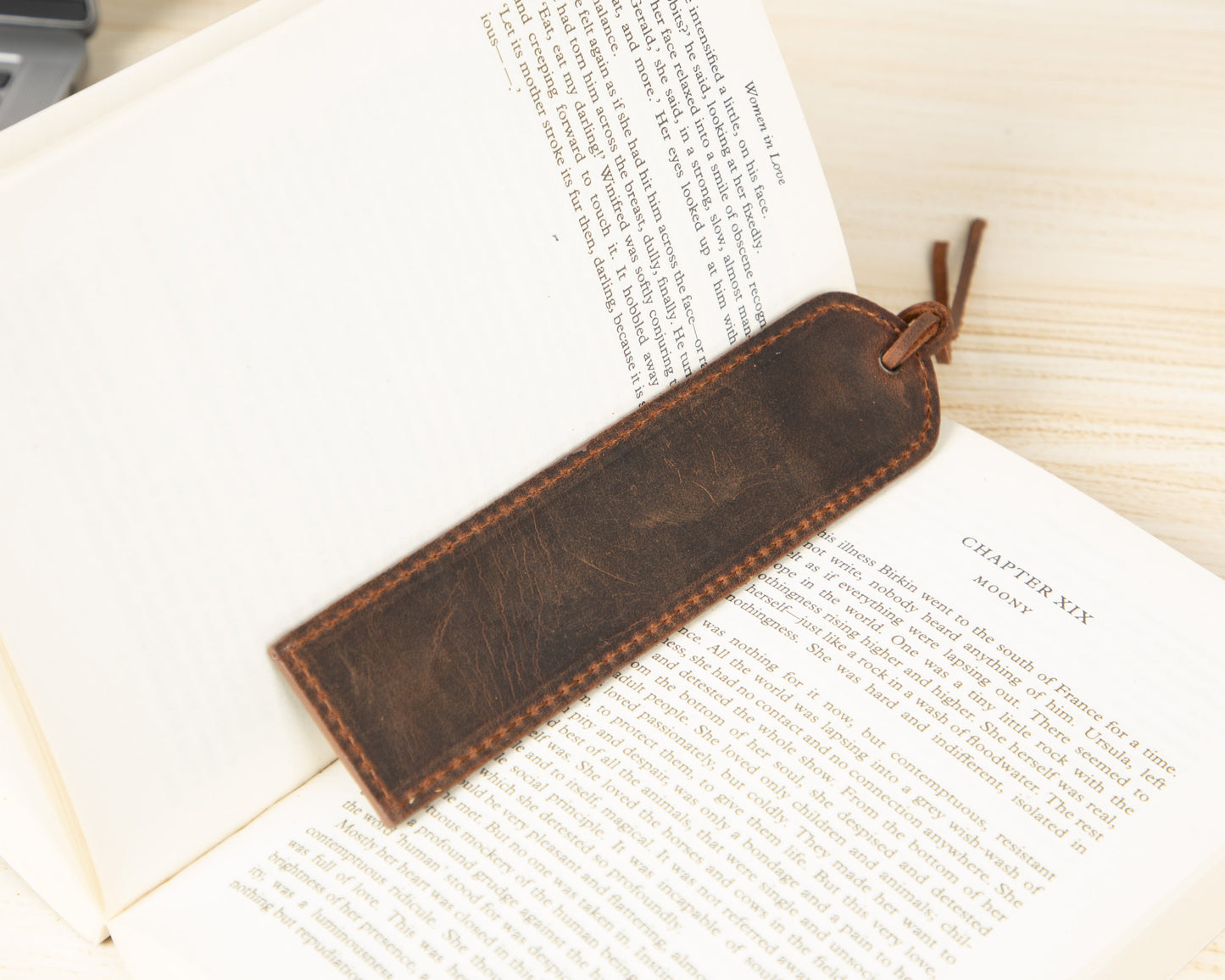 Markora Stitched Leather Bookmark