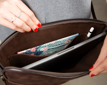 Awe Slim Leather Laptop / Tablet Bag