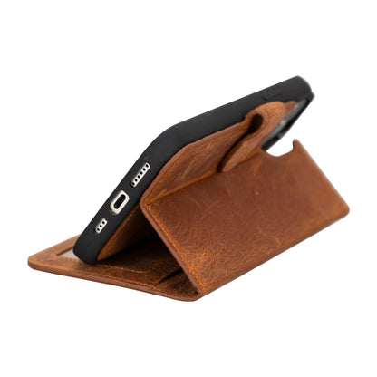 Magic iPhone 16 Detachable Genuine Leather Case