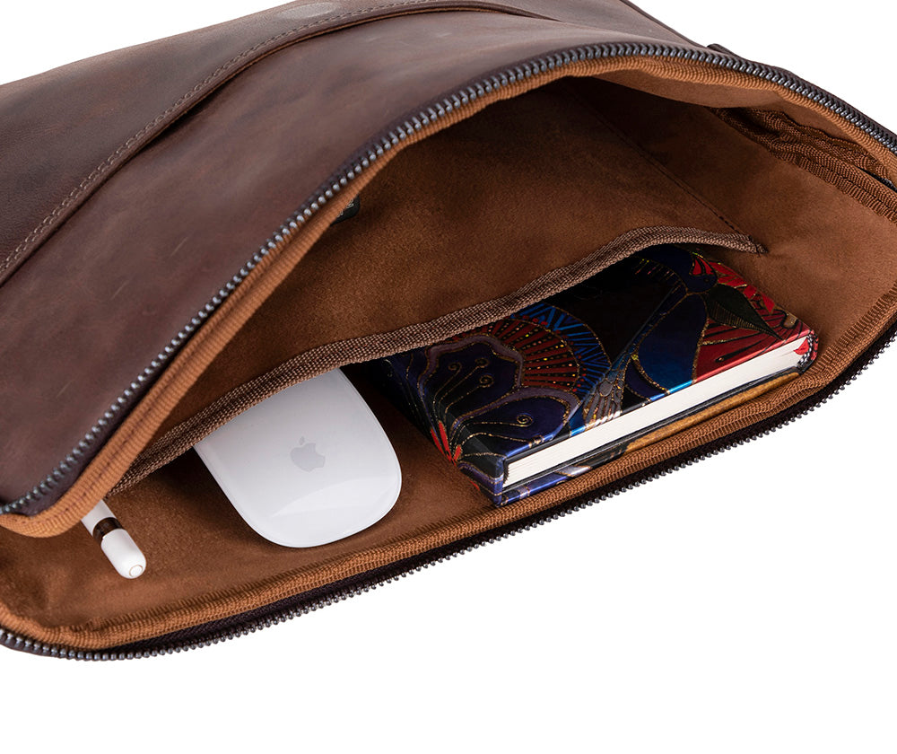 Leeds Slim Leather Laptop / Tablet Sleeve