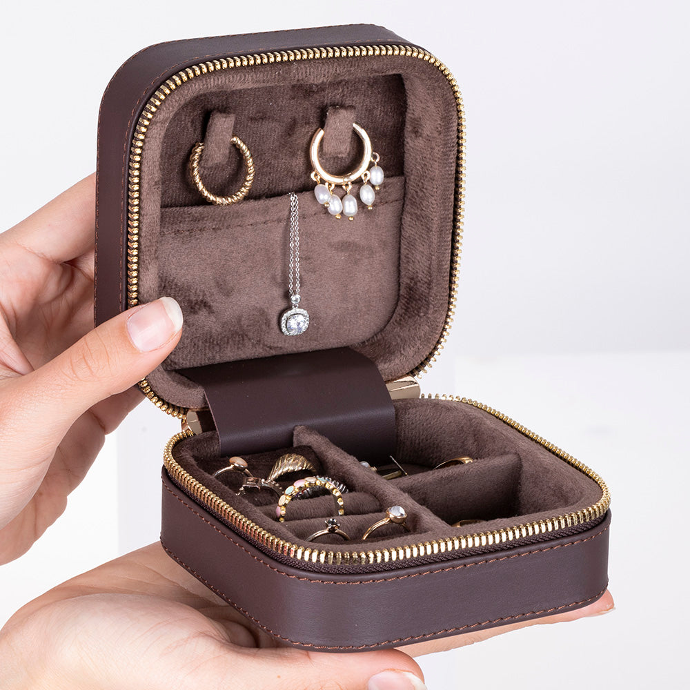 Amanda Leather Jewelry Box, Medium