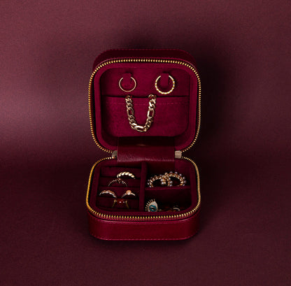 Amanda Leather Jewelry Box, Medium