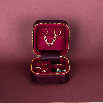 Amanda Leather Jewelry Box, Medium