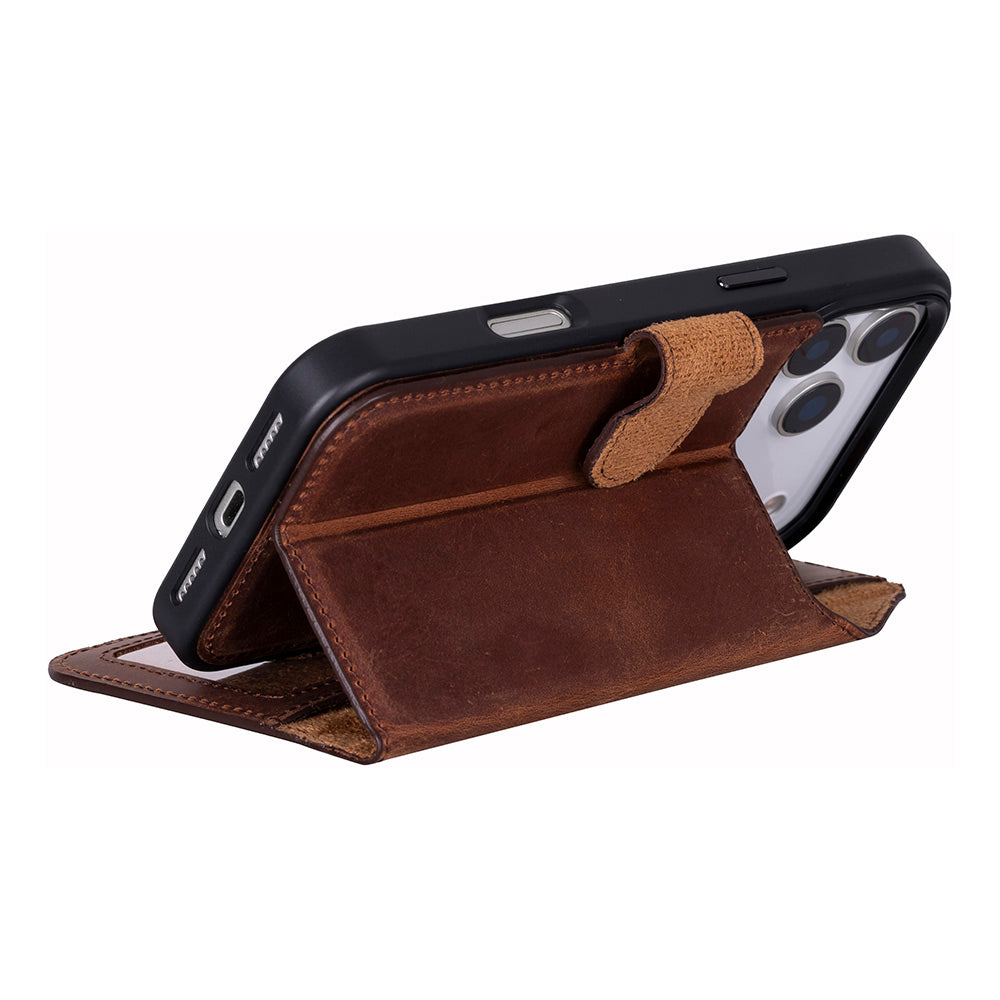 Magic iPhone 17 Pro Max Detachable Leather Wallet Case