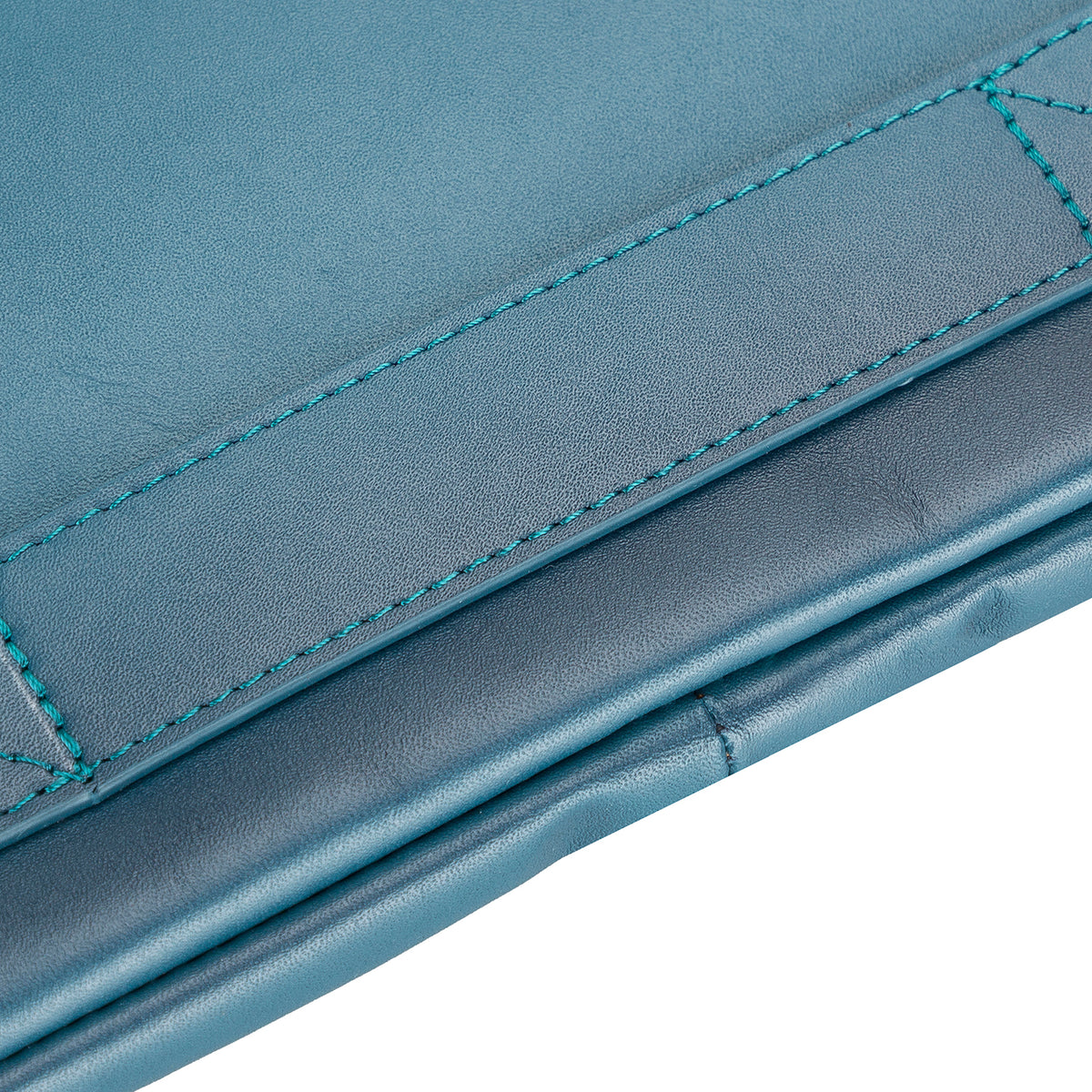Awe Slim Leather Laptop / Tablet Bag