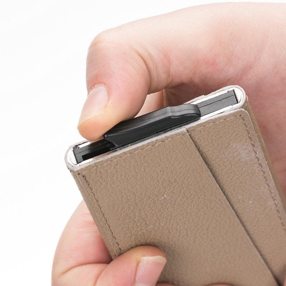 Torres Mechanical Card Holder