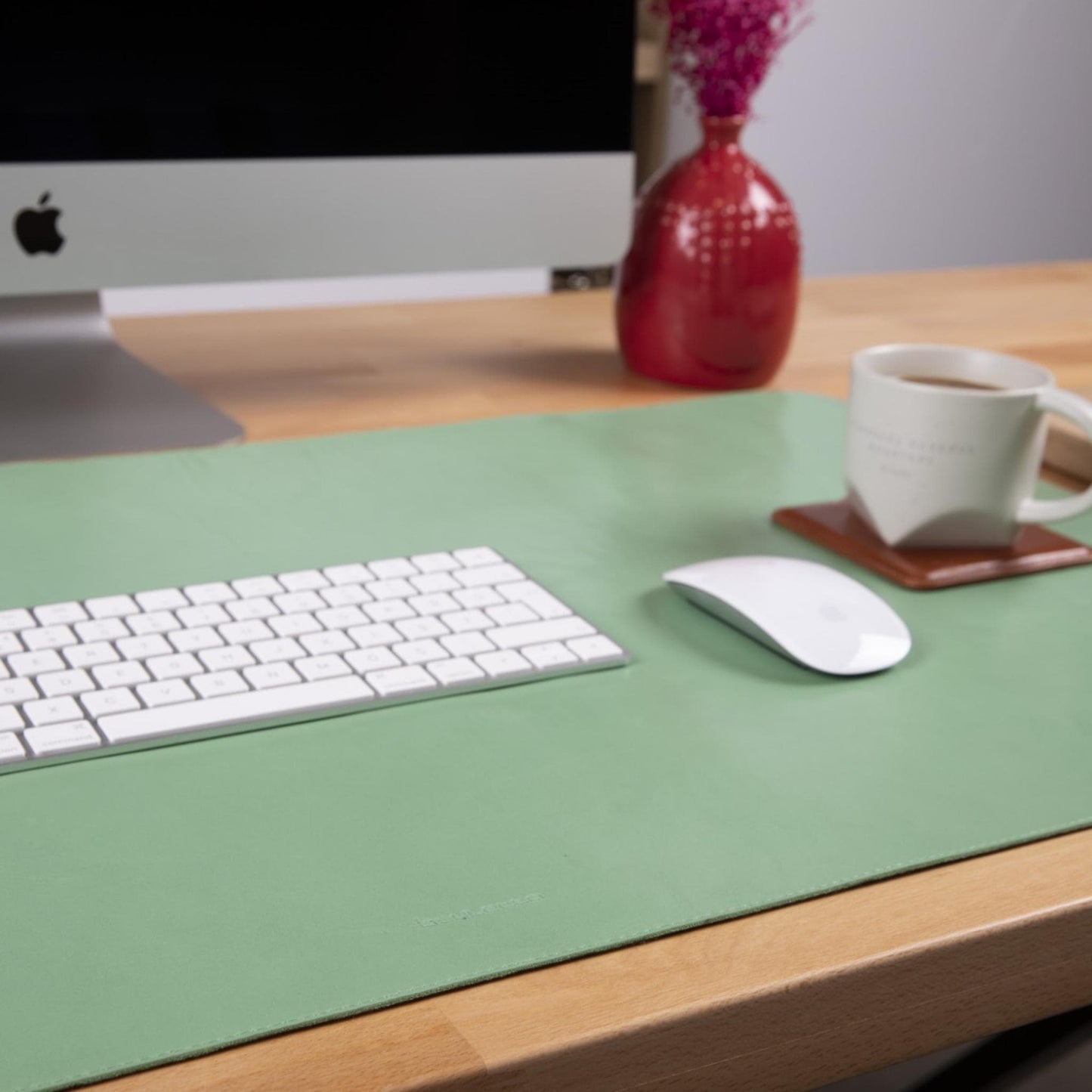 Bouletta Customizable Full Grain Leather Desk Mat