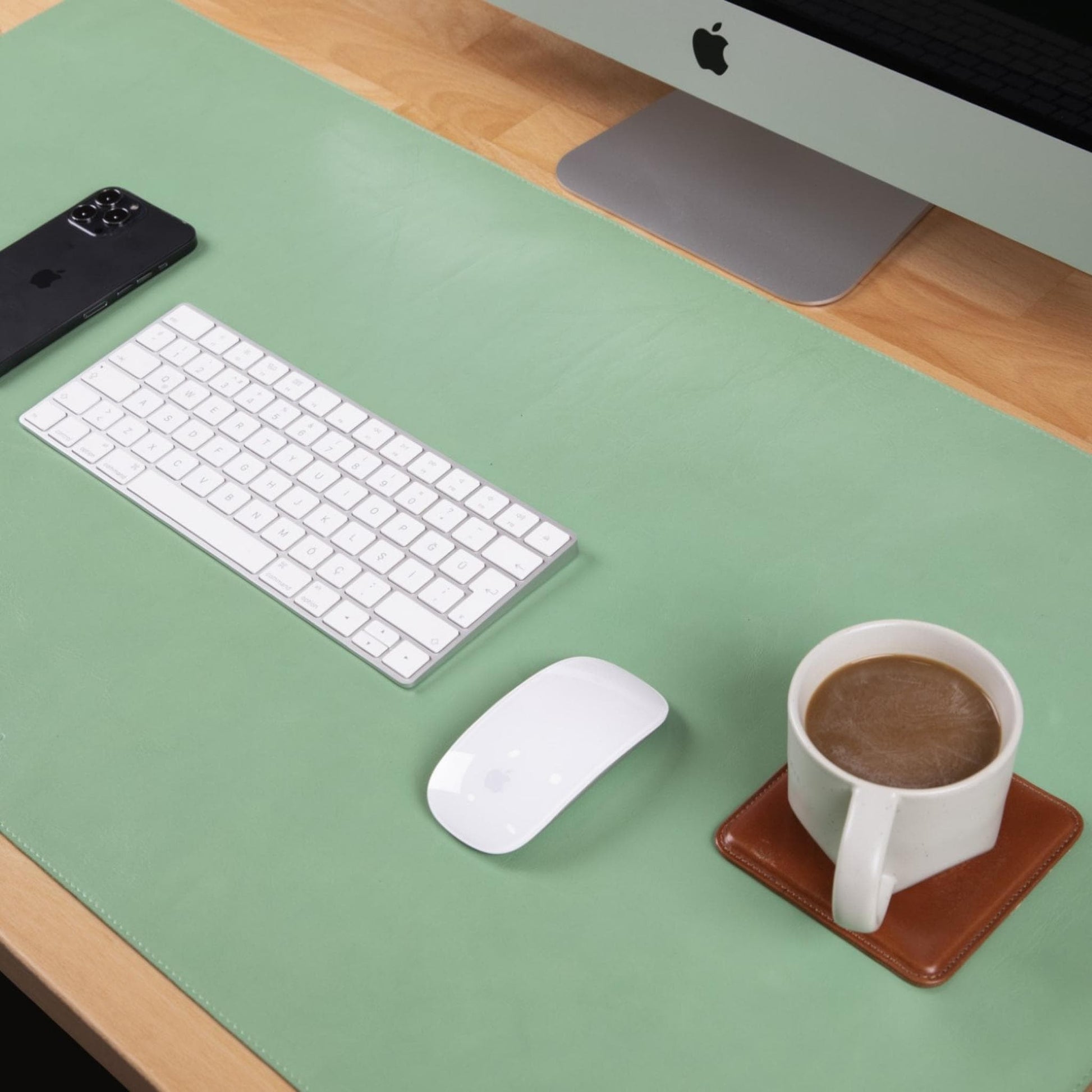 Bouletta Customizable Full Grain Leather Desk Mat