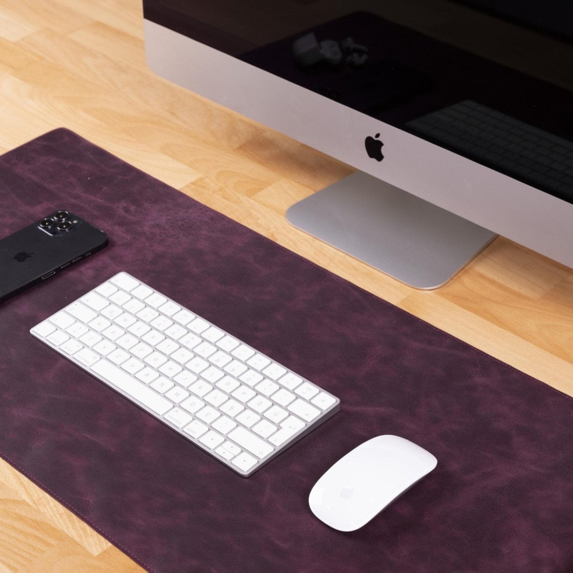 Bouletta Customizable Full Grain Leather Desk Mat