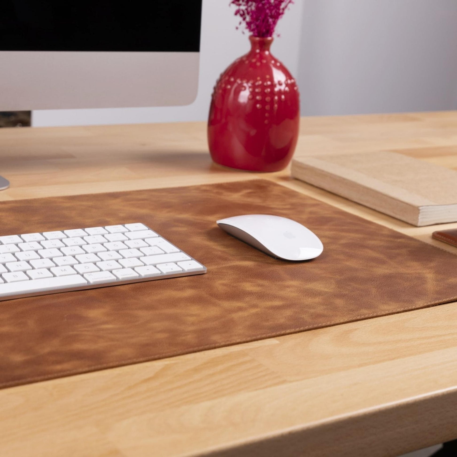 Bouletta Customizable Full Grain Leather Desk Mat