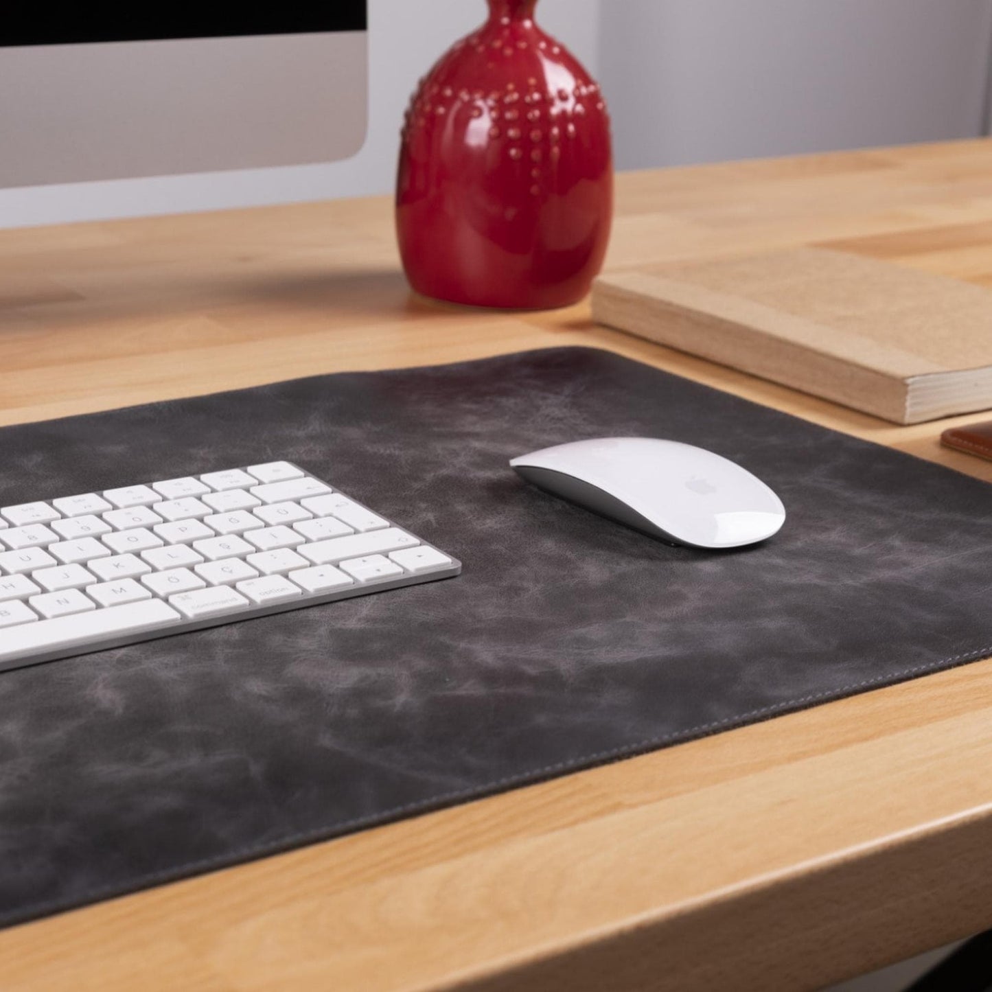 Bouletta Customizable Full Grain Leather Desk Mat